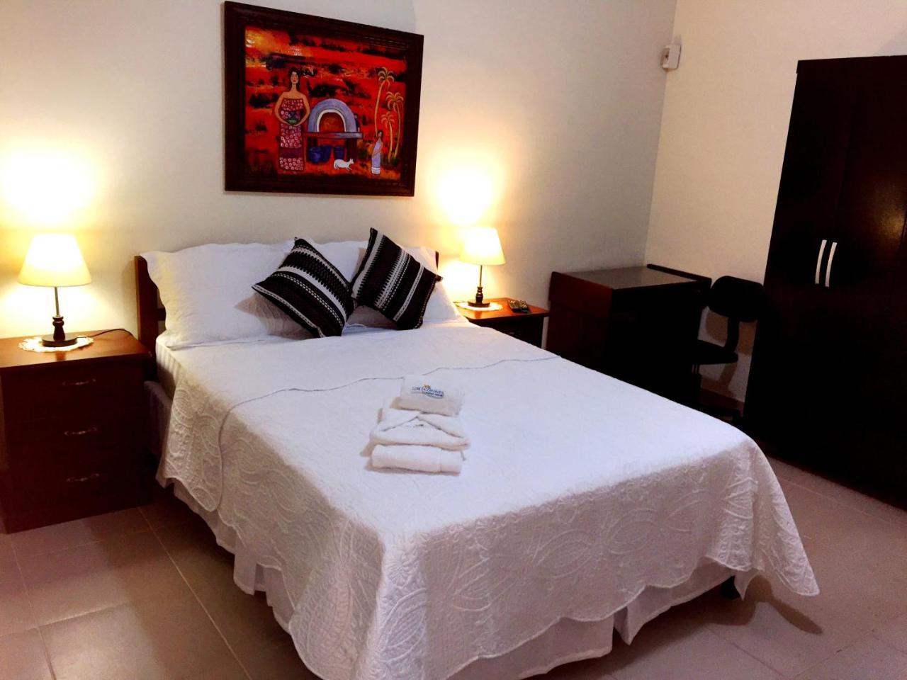 Los Jazmines Hotel Resort Warnes Exterior photo